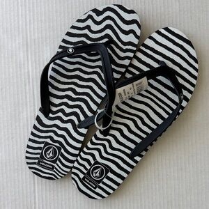 Volcom Black & White Flip Flops
